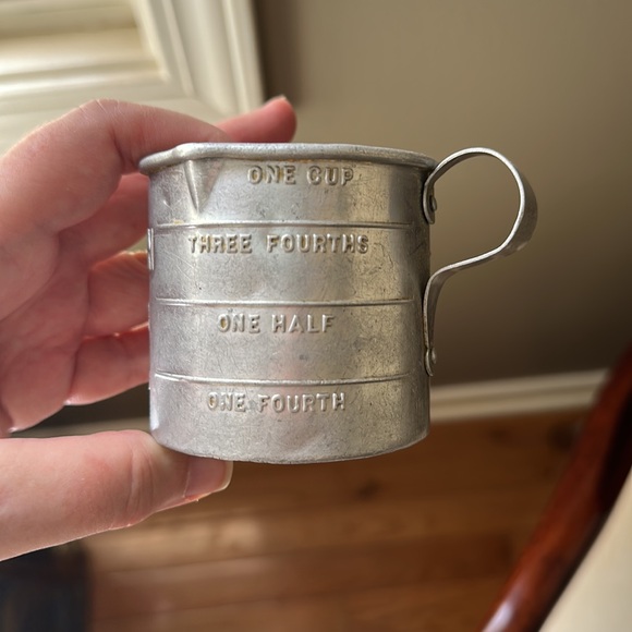 SwansDown Cake Flour vintage aluminum measuring tin, circa 1930s - Picture 4 of 11